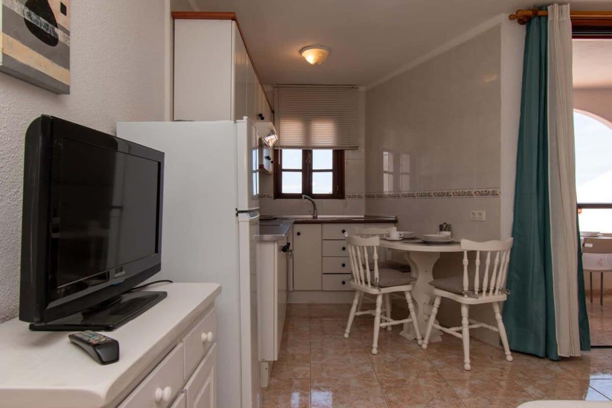 Parque Santiago II 269 - Studio With Sea And Pool Views Playa de las Américas Extérieur photo