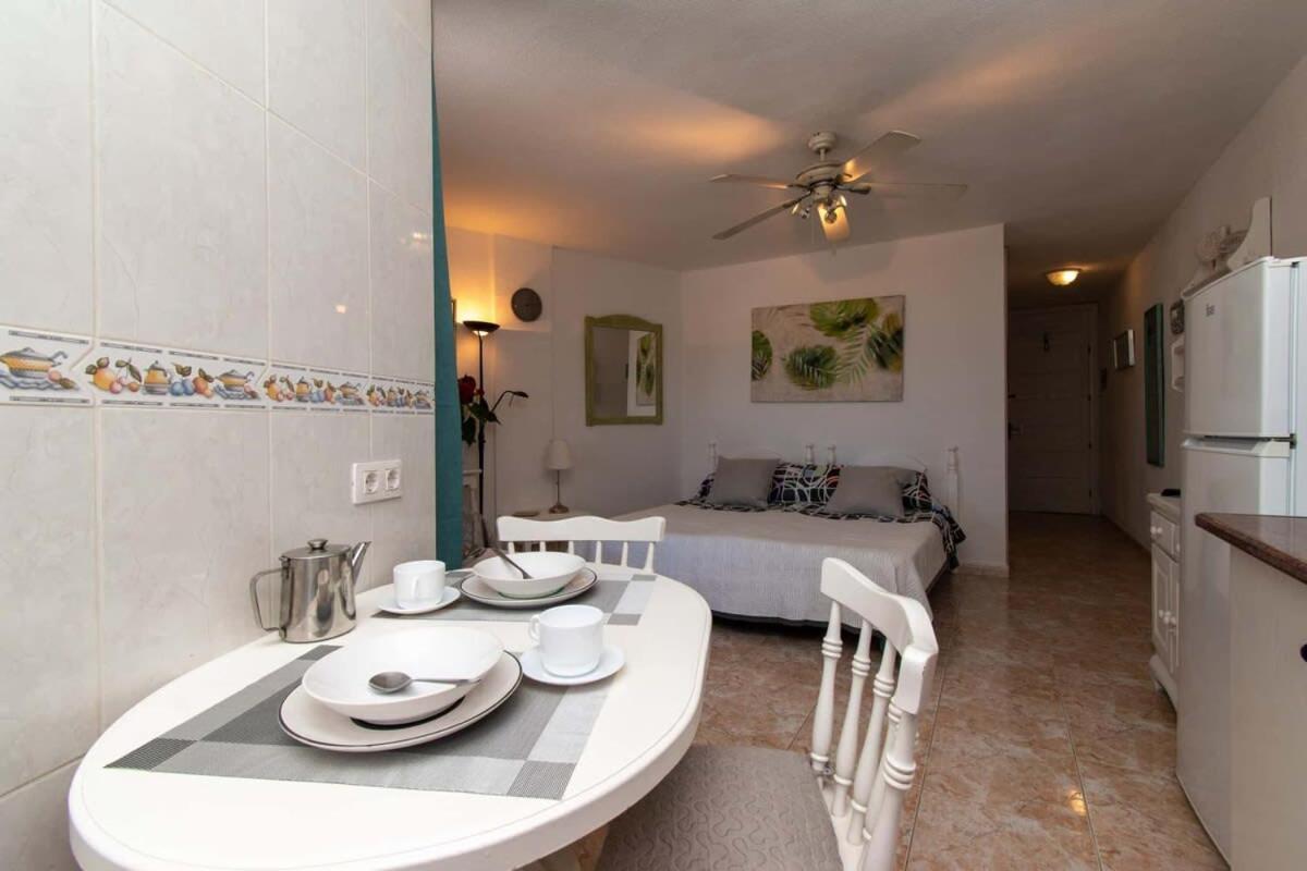 Parque Santiago II 269 - Studio With Sea And Pool Views Playa de las Américas Extérieur photo